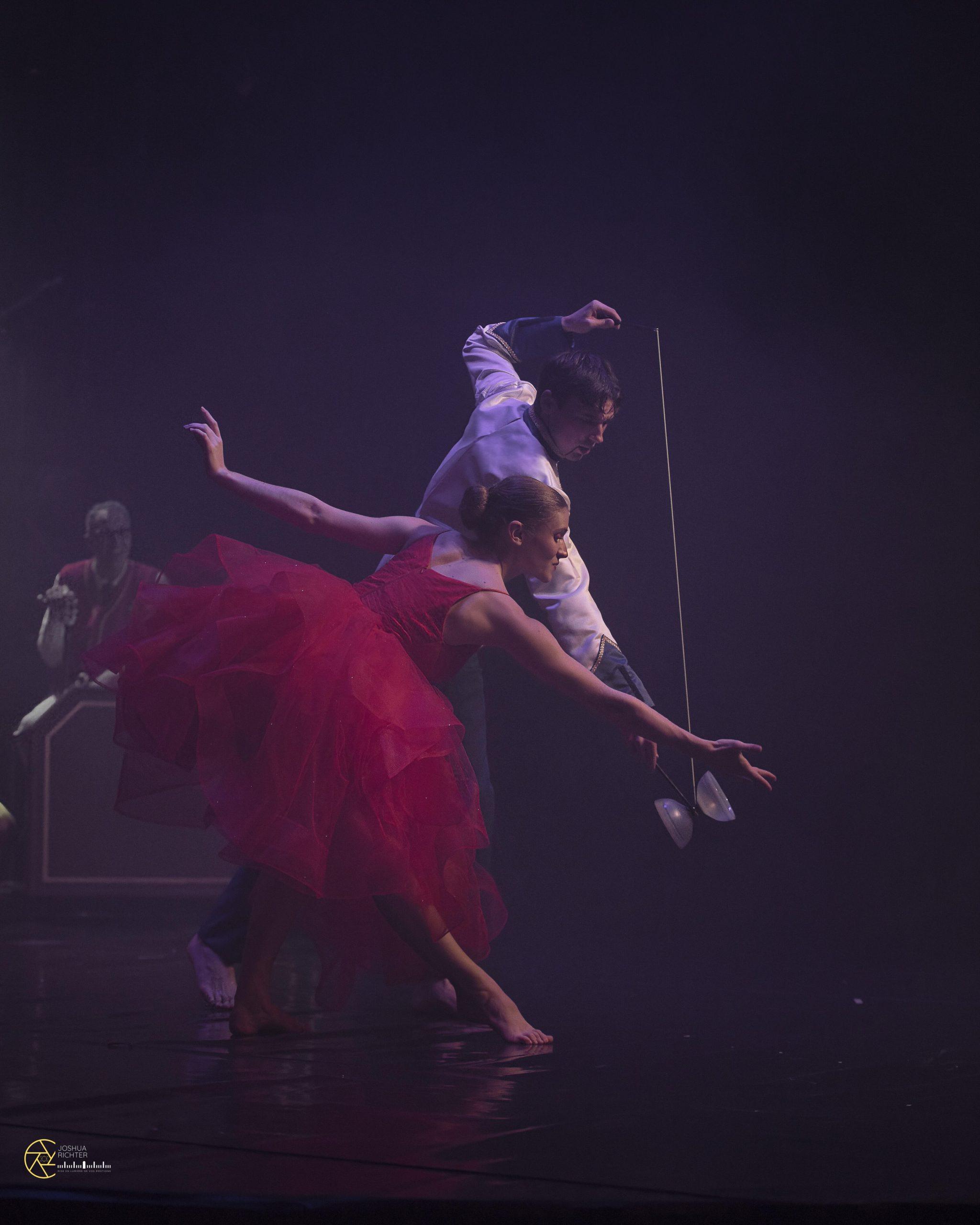 Circus Tent Entertainment Rental Dubai Show Swiss Couple