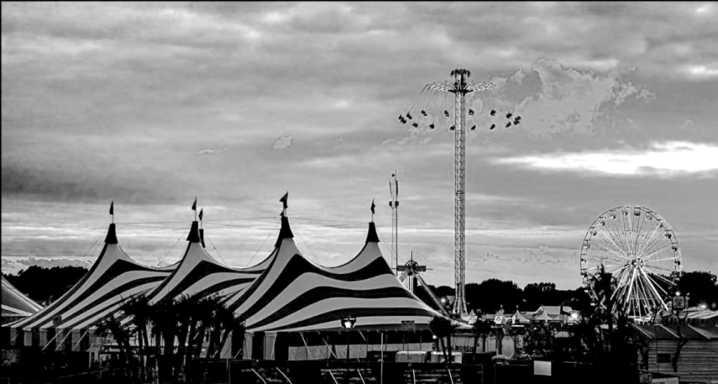 CHAPITEAU_Entertainment Rental 4poles Circus Tent Dubai B&N